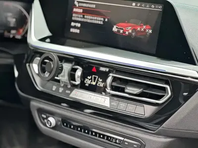 BMW Z4 2024, 23000 км, за 28045.37 USD - фото 8