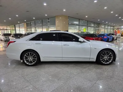 Cadillac CT6 2017, 137276 км, за 7930.83 USD