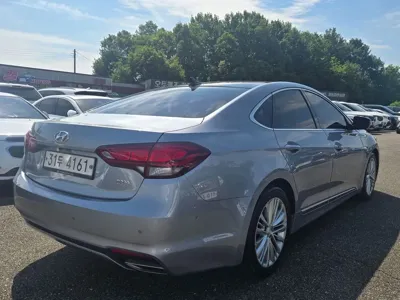 Hyundai Aslan 2015, 222000 км, за 3807.27 USD