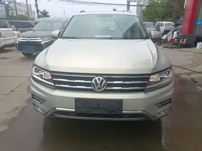 Volkswagen Tiguan L 2020, 56700 км, за 12153.97 USD