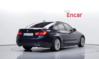 BMW 3-Series 2013, 225106 км, за 3246.16 USD
