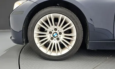 BMW 3-Series 2013, 225106 км, за 3246.16 USD