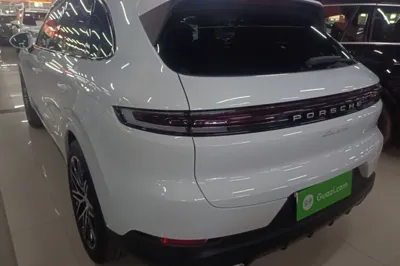 Porsche Cayenne 2024, 100 км, за 125067 USD - фото 4