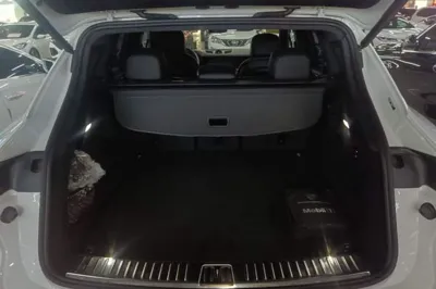 Porsche Cayenne 2024, 100 км, за 125067 USD - фото 27
