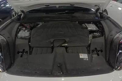 Porsche Cayenne 2024, 100 км, за 125067 USD - фото 30