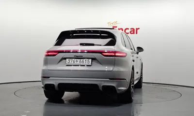 Porsche Cayenne 2021, 74524 км, за 60586.35 USD