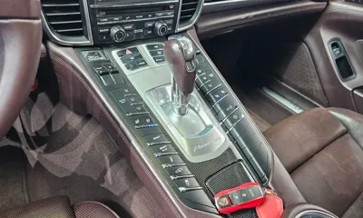 Porsche Panamera 2011, 79334 км, за 16410.66 USD - фото 9