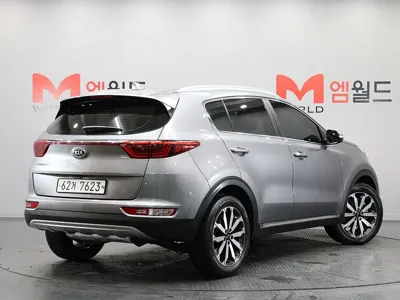 Kia Sportage 2018, 79389 км, за 9183.41 USD