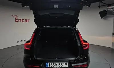 Volvo XC40 2025, 35661 км, за 25721.16 USD - фото 20
