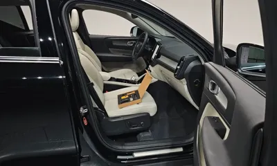 Volvo XC40 2025, 35661 км, за 25721.16 USD - фото 26