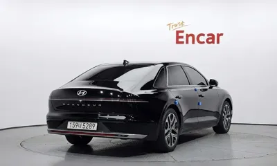 Hyundai Grandeur 2023, 60423 км, за 20707.16 USD
