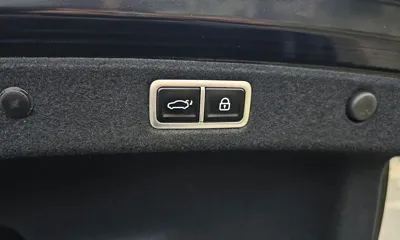 Hyundai Grandeur 2023, 60423 км, за 20707.16 USD - фото 20