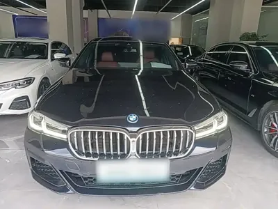 BMW 5 Series New Energy 2022, 59100 км, за 27623.07 USD