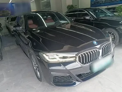 BMW 5 Series New Energy 2022, 59100 км, за 27623.07 USD