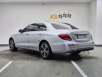 Mercedes-Benz E-Class 2017, 192942 км, за 10502.82 USD