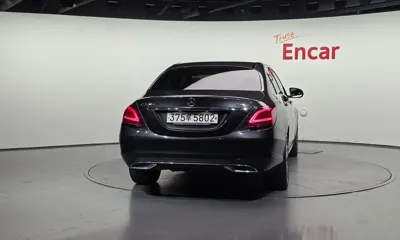 Mercedes-Benz C-Class 2020, 28371 км, за 19073.93 USD