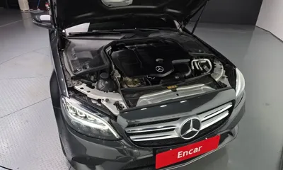 Mercedes-Benz C-Class 2020, 28371 км, за 19073.93 USD - фото 6
