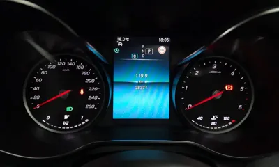 Mercedes-Benz C-Class 2020, 28371 км, за 19073.93 USD - фото 8
