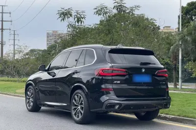 BMW X5 2021, 94000 км, за 42909 USD
