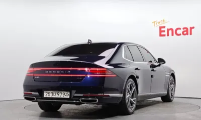 Genesis G90 2023, 83700 км, за 43937.89 USD