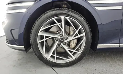 Genesis G90 2023, 83700 км, за 43937.89 USD