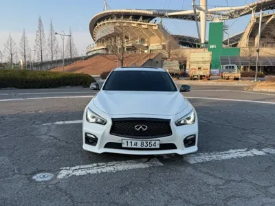Infiniti Q50 · 2015 год