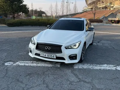 Infiniti Q50 2015, 182482 км, за 5483.98 USD