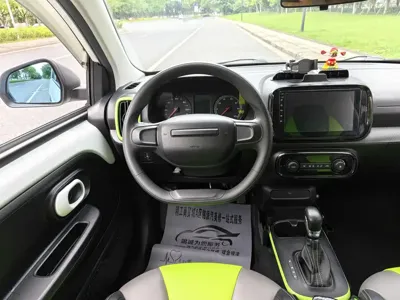 Roewe Clever 2021, 30000 км, за 3354.7 USD - фото 9