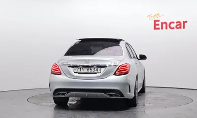 Mercedes-Benz C-Class 2018, 131674 км, за 14763.03 USD