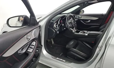 Mercedes-Benz C-Class 2018, 131674 км, за 14644.78 USD - фото 10