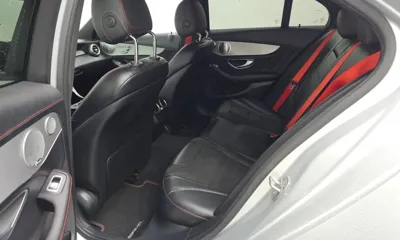 Mercedes-Benz C-Class 2018, 131674 км, за 14644.78 USD - фото 11