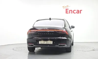 Hyundai Grandeur 2022, 71791 км, за 12703.59 USD
