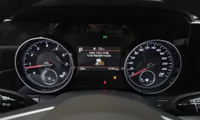 Hyundai Grandeur 2022, 71791 км, за 12703.59 USD - фото 8