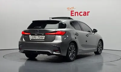Lexus CT200h 2018, 115670 км, за 11430.46 USD