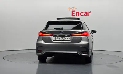 Lexus CT200h 2018, 115670 км, за 11430.46 USD