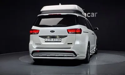 Kia Canival 2018, 96748 км, за 14385.18 USD