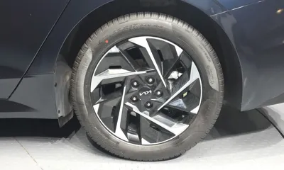 Kia K5 2024, 12600 км, за 20195.45 USD