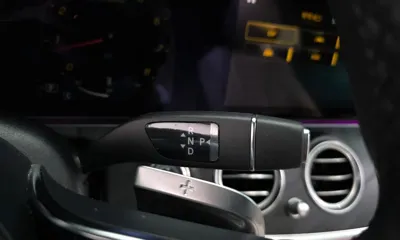 Mercedes-Benz E-Class 2023, 39021 км, за 28599.36 USD - фото 9