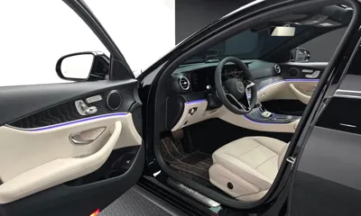 Mercedes-Benz E-Class 2023, 39021 км, за 28599.36 USD - фото 10