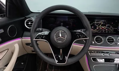 Mercedes-Benz E-Class 2023, 39021 км, за 28599.36 USD - фото 13