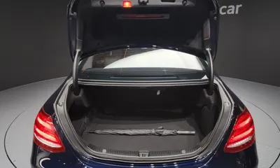 Mercedes-Benz E-Class 2019, 27182 км, за 18103.73 USD - фото 20