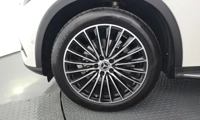 Mercedes-Benz GLC-Class 2025, 11751 км, за 42904.49 USD