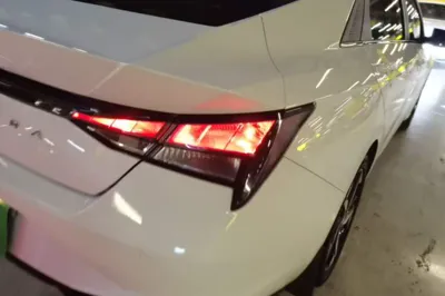 Hyundai Elantra 2021, 37500 км, за 11042 USD - фото 9