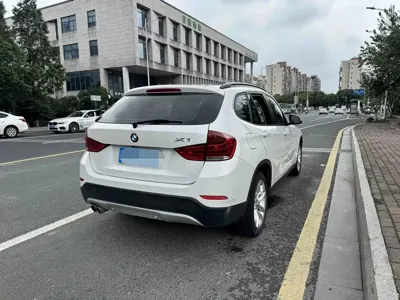 BMW X1 2016, 130000 км, за 5709.13 USD