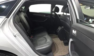 Hyundai Sonata 2015, 141049 км, за 4558.18 USD - фото 12