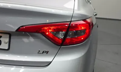 Hyundai Sonata 2015, 141049 км, за 4558.18 USD - фото 23