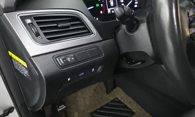 Hyundai Sonata 2015, 141049 км, за 4558.18 USD - фото 28
