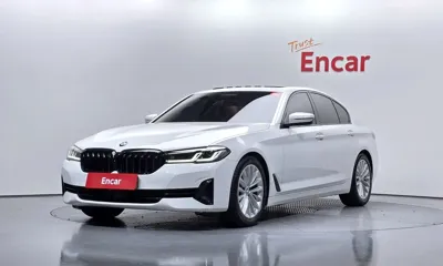 BMW 5-Series · 2021 год