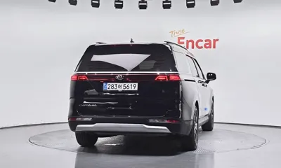 Kia Canival 2021, 106796 км, за 13586.42 USD