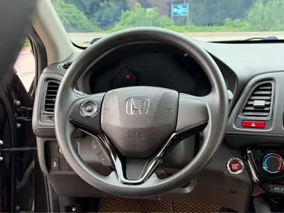 Honda Vezel 2017, 125000 км, за 5839.72 USD
